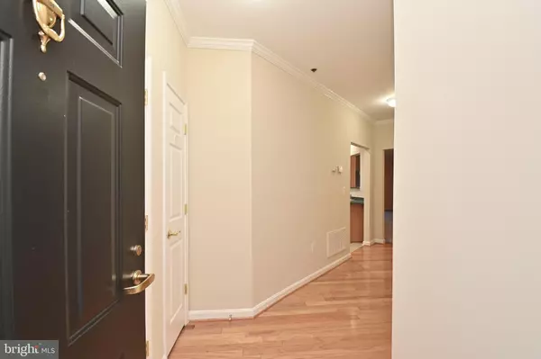 Reston, VA 20190,11775 STRATFORD HOUSE PL #104