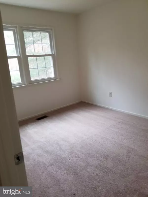 Springfield, VA 22153,8414 RED ASH CT