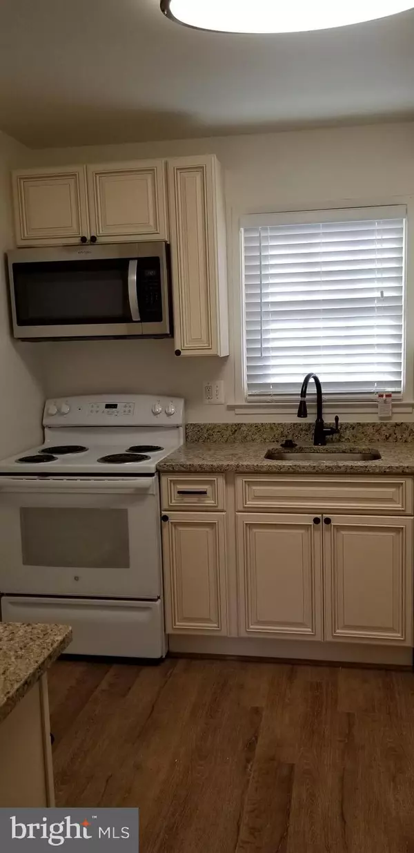 Springfield, VA 22153,8414 RED ASH CT