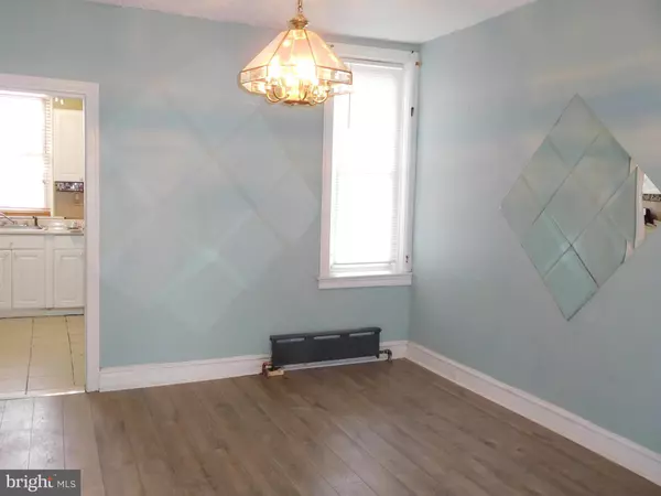 Philadelphia, PA 19120,161 W RUSCOMB ST