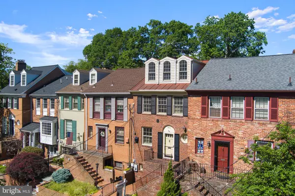 Alexandria, VA 22314,911 S LEE ST