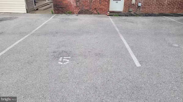 York, PA 17401,614 W CLARKE AVE #13