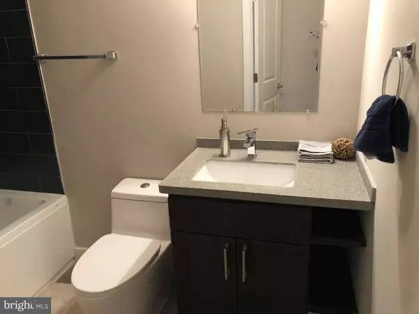 Philadelphia, PA 19130,1636 RIDGE AVE #2