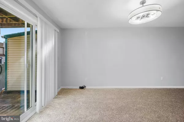 Newark, DE 19711,229 E GREEN VALLEY CIR