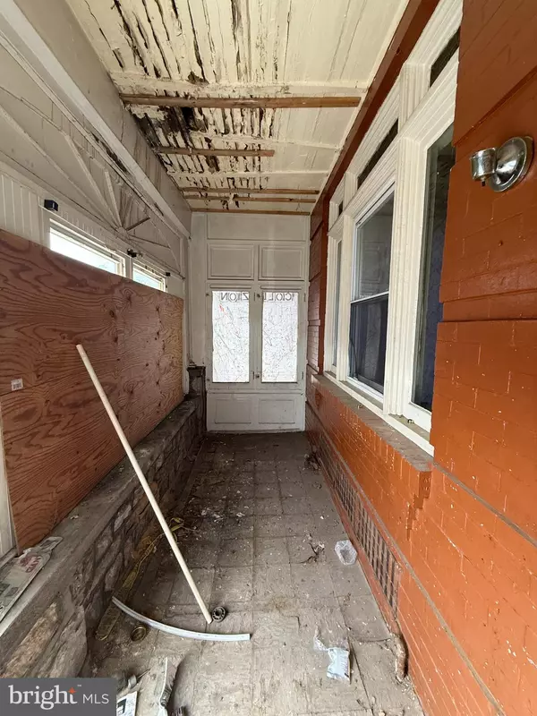 Philadelphia, PA 19142,6327 WHEELER ST