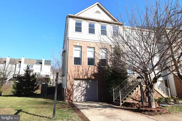 47616 WATKINS ISLAND SQ, Sterling, VA 20165