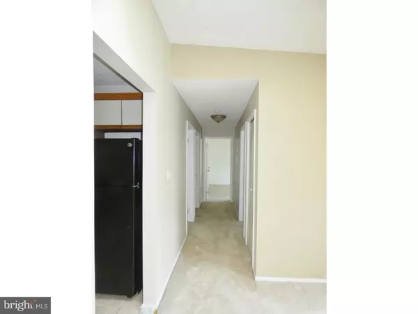 Hamilton Township, NJ 08619,12 HOLLY