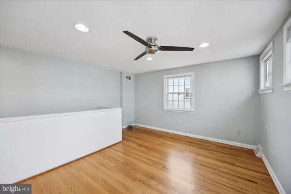 Philadelphia, PA 19147,715 RODMAN ST