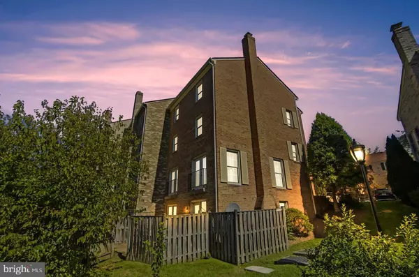 Bethesda, MD 20817,7628 WESTLAKE TER #74