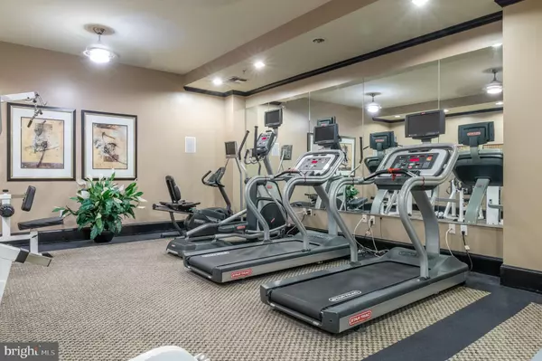 Washington, DC 20037,1111 25TH ST NW #723