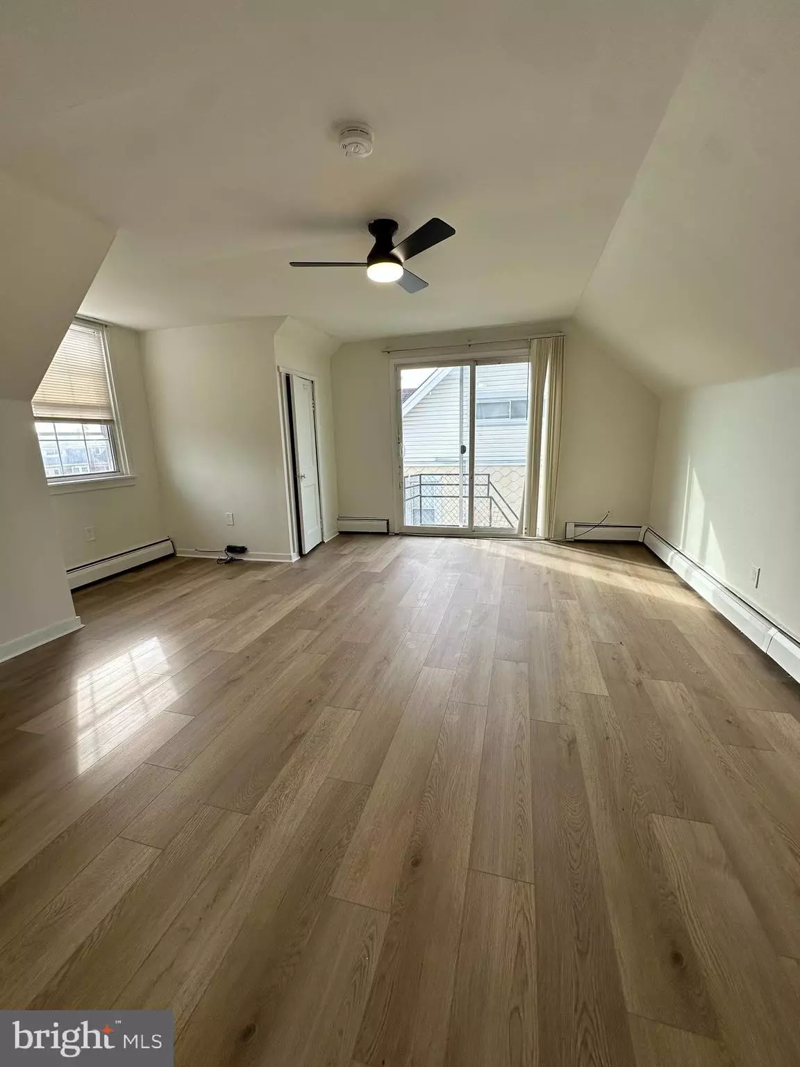 Glenolden, PA 19036,108 N CHESTER PIKE #D