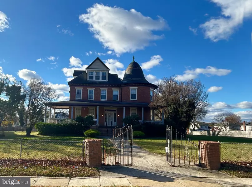 4403 MAINE, Baltimore, MD 21207