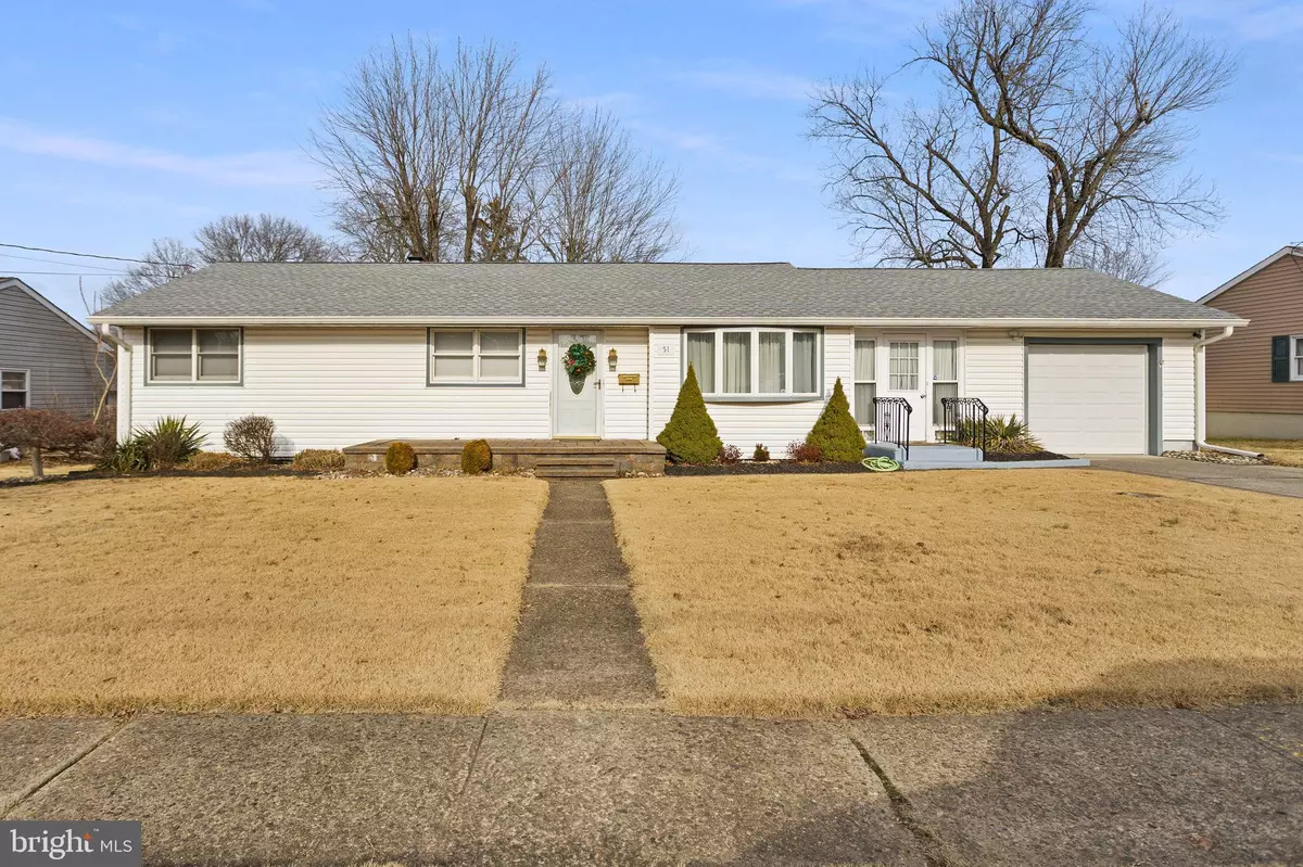 Hamilton, NJ 08619,51 MACON DR