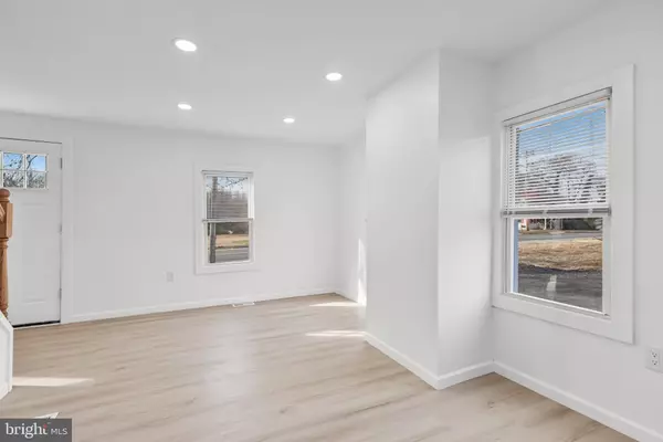 Cedarville, NJ 08311,395 MAIN ST