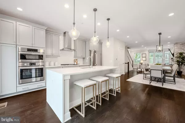 North Bethesda, MD 20852,10326 GROSVENOR PL