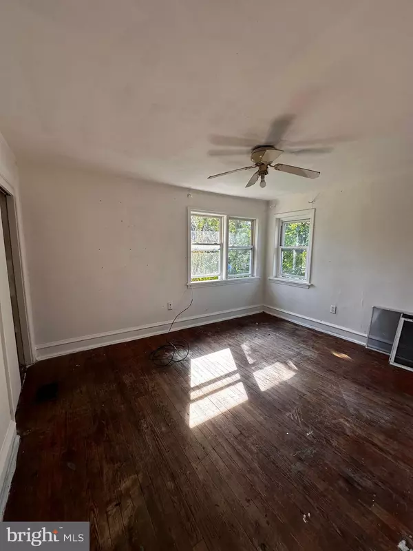 Millville, NJ 08332,517 SASSAFRAS ST