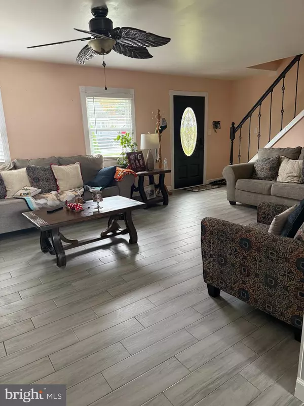 Willingboro, NJ 08046,27 MIDDLETON LN