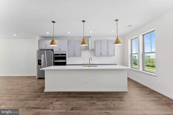 Ashburn, VA 20147,19713 MISTY MOSS SQ