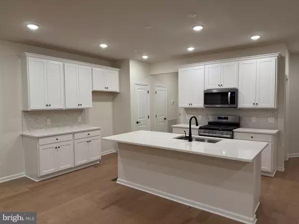 Glen Mills, PA 19342,344 MILTON STAMP DR