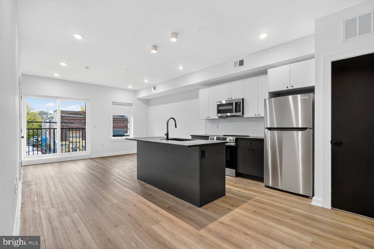 Philadelphia, PA 19133,2219-21 N 4TH ST #5