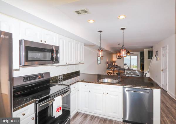 Chester, MD 21619,15-E QUEEN ANNE WAY #E