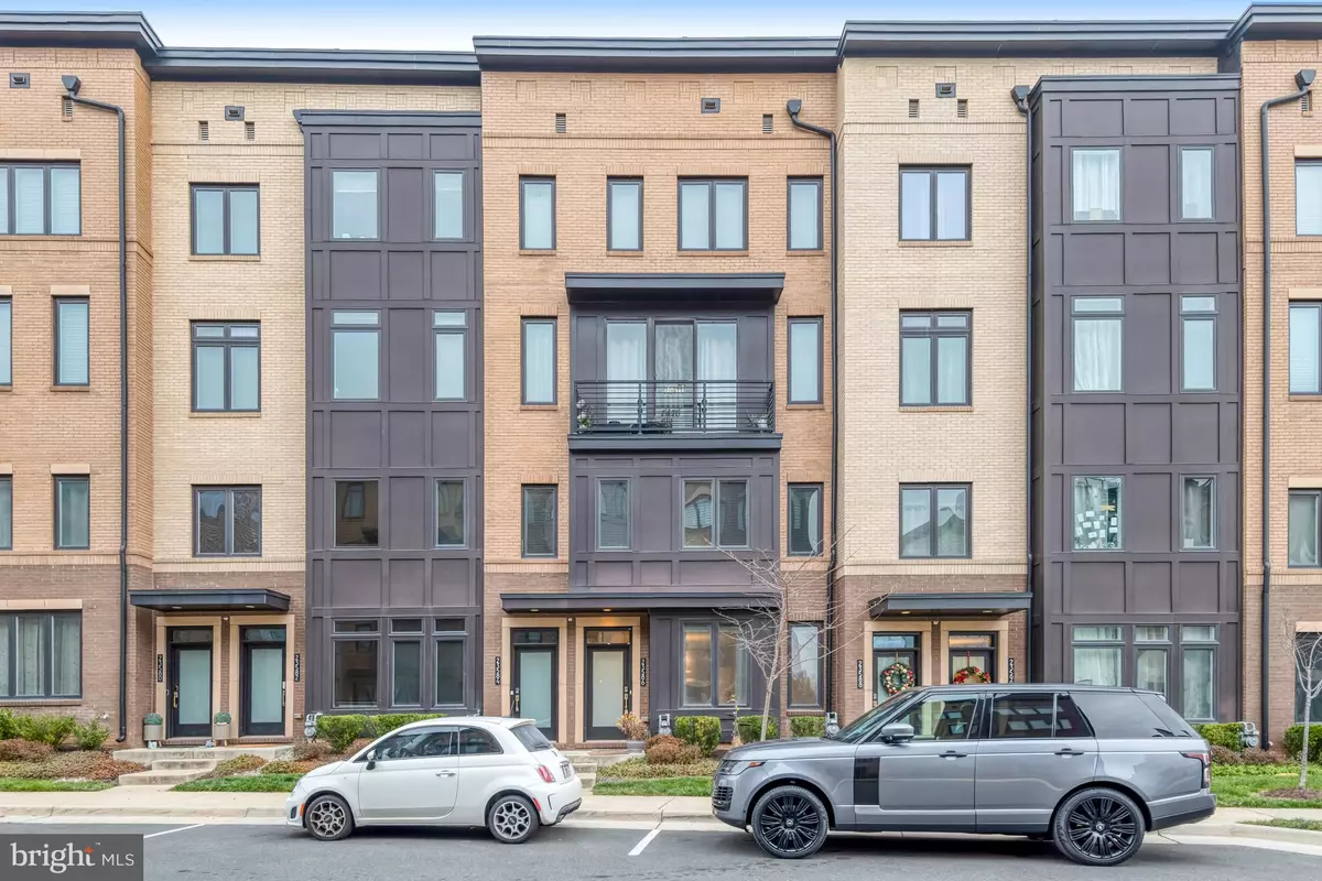 Ashburn, VA 20148,23586 WATERFORD DOWNS TER