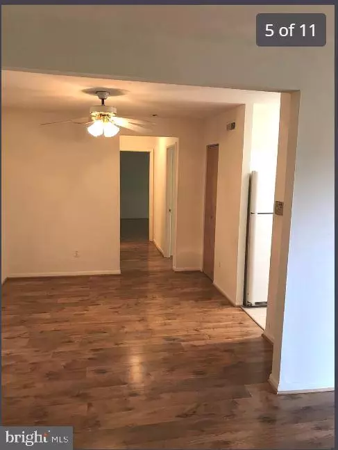 Annandale, VA 22003,3322 WOODBURN VILLAGE DR #22