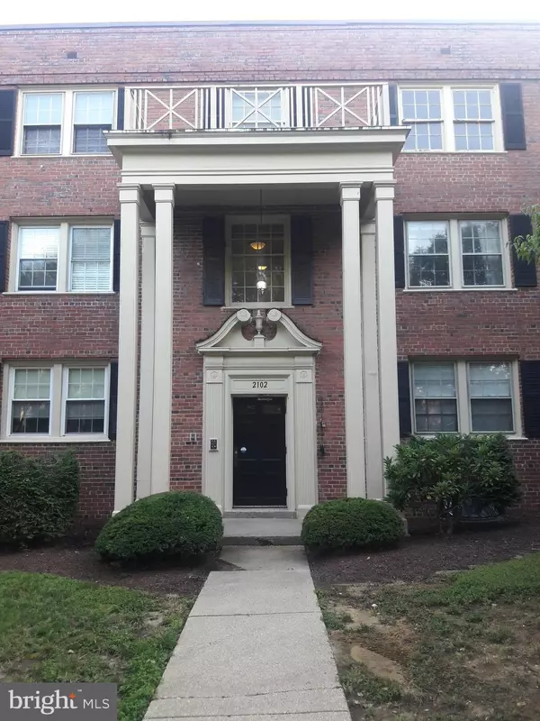 2102 SUITLAND TER SE #202, Washington, DC 20020