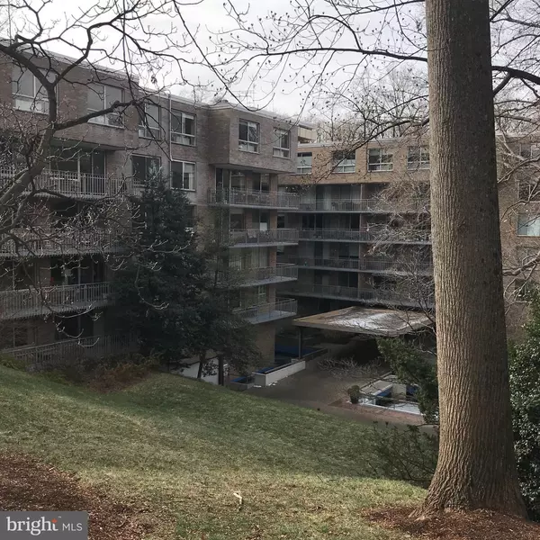 4100 CATHEDRAL AVE NW #12, Washington, DC 20016