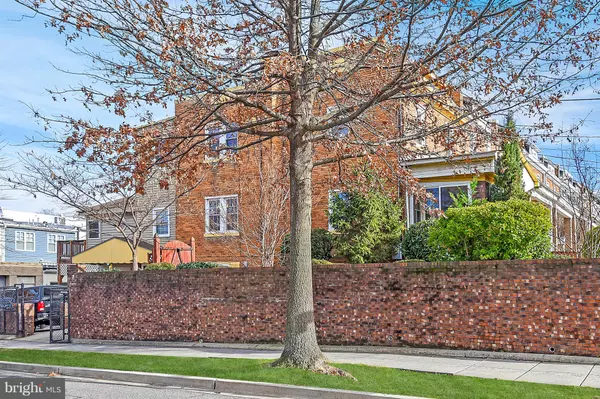 Washington, DC 20011,461 DELAFIELD PL NW