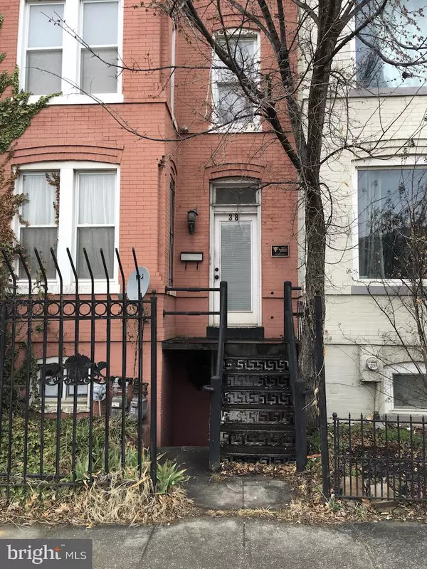 38 PORTER ST NE, Washington, DC 20002