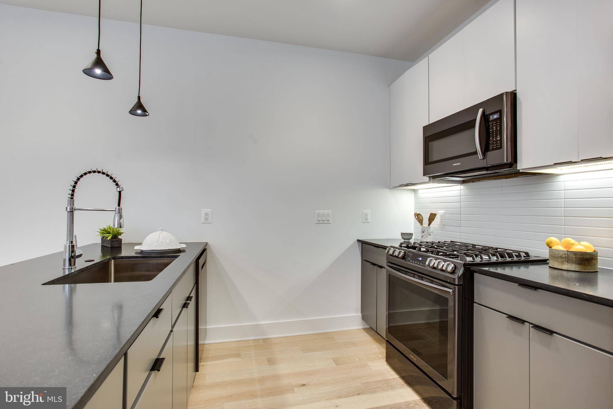 Washington, DC 20002,615 15TH ST NE #2