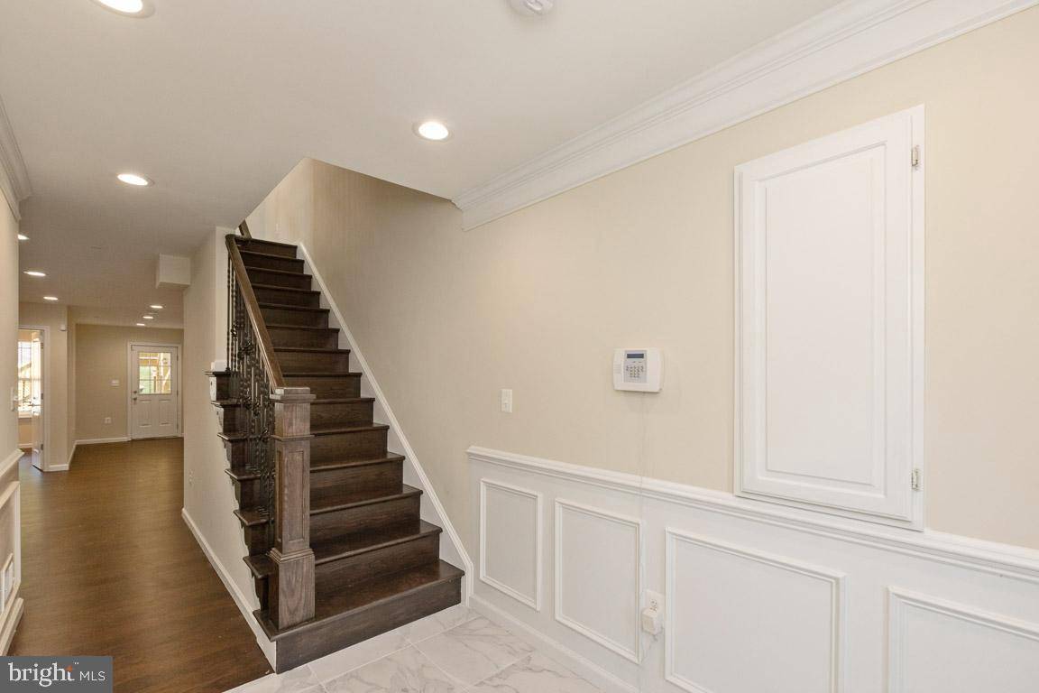 Washington, DC 20020,1630 22ND ST SE