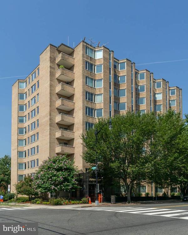 2800 WISCONSIN AVE NW #402, Washington, DC 20007