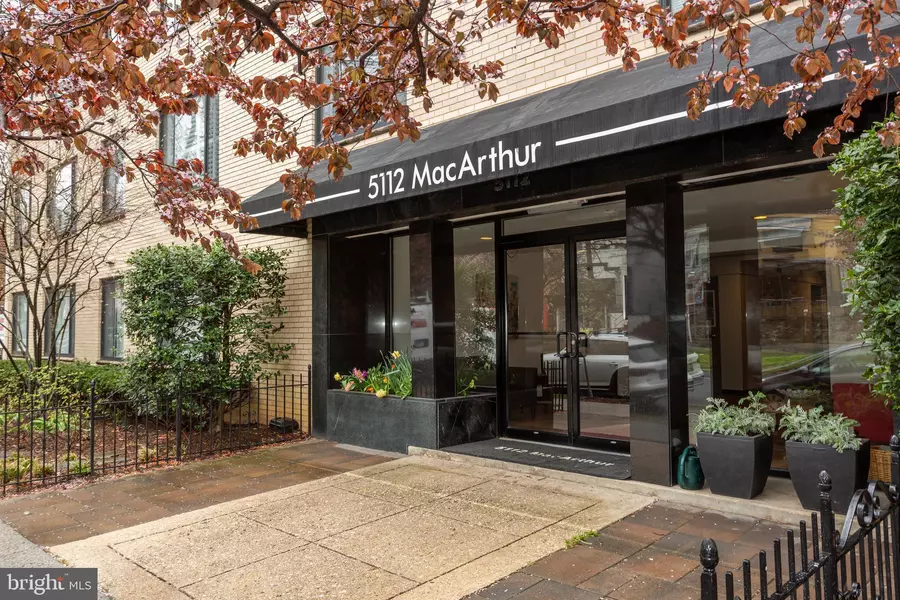 5112 MACARTHUR BLVD NW #303, Washington, DC 20016