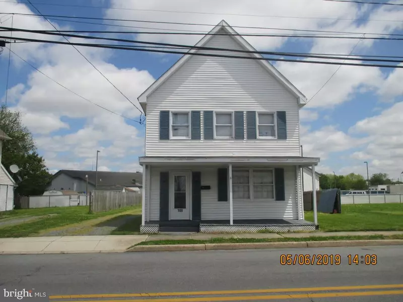 108 DELAWARE AVE, Harrington, DE 19952