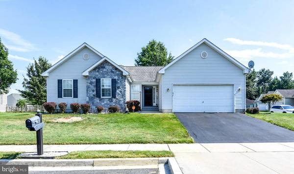 32 ARLBERG CIR, Dover, DE 19904