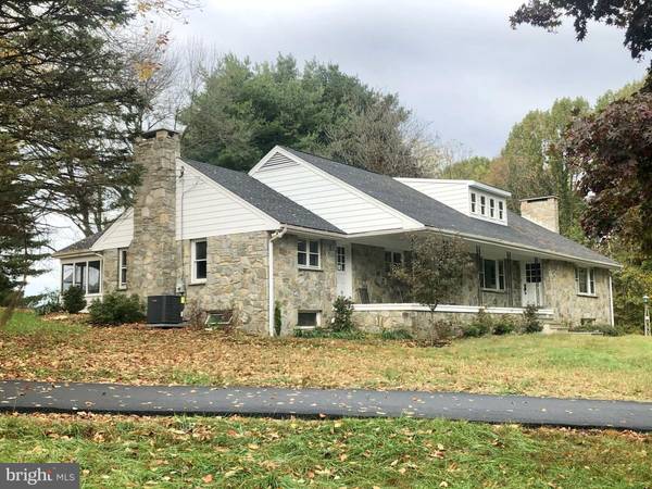 1934 GRAVES RD, Hockessin, DE 19707