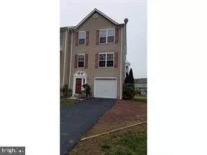 351 N BARRINGTON CT, Newark, DE 19702