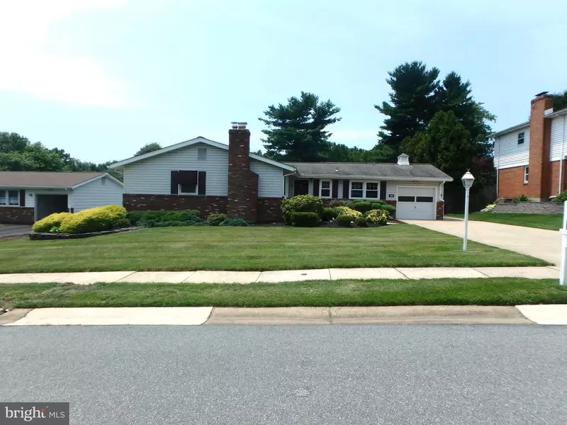 20 ARONIMINK DR, Newark, DE 19711