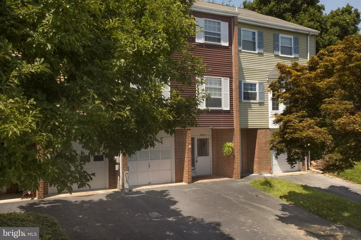 Newark, DE 19711,18 MARTINE CT