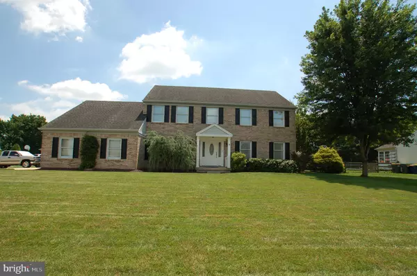 114 WOODLAND RD, Newark, DE 19702