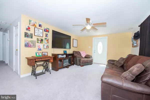 New Castle, DE 19720,405 DANIEL LN