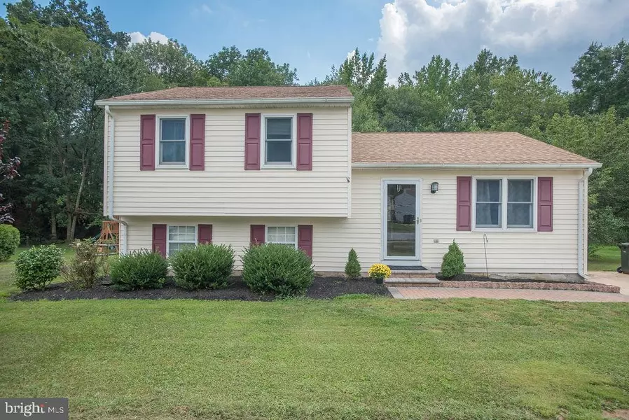 20 JULIE LN, Newark, DE 19711