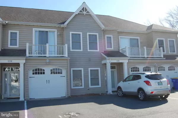 2 SMITHFIELD CT #105, Ocean View, DE 19970