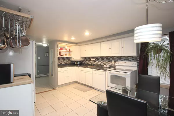 Ellendale, DE 19941,303 MAIN ST