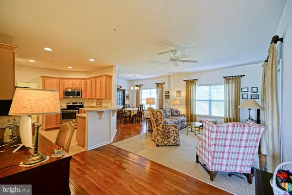 Rehoboth Beach, DE 19971,18936 SHORE POINTE CT #2802