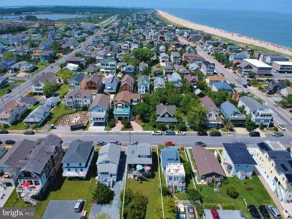 Bethany Beach, DE 19930,110 1ST ST