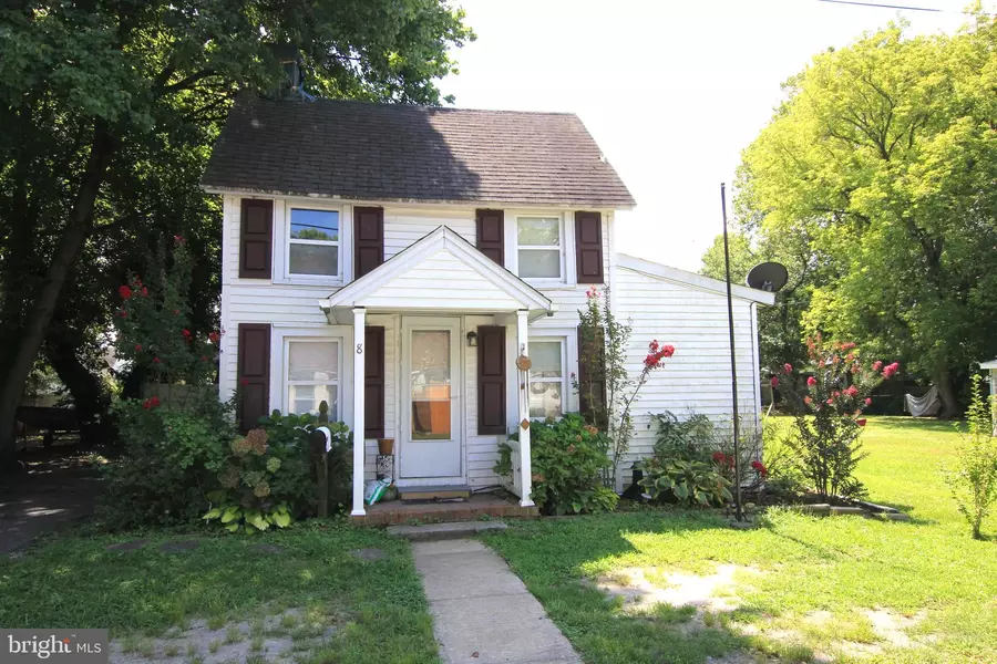 8 W 3RD ST, Seaford, DE 19973