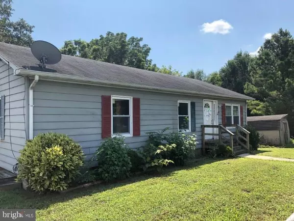 611 W 8TH ST, Laurel, DE 19956